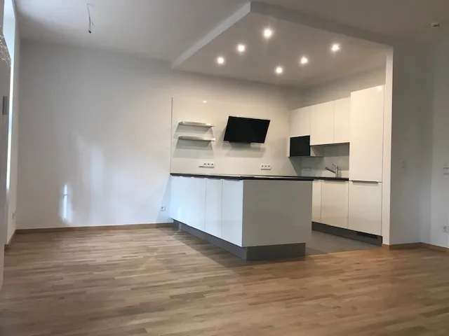 Neu! Berlin-Staaken! Tolle Wohnungen mit hochw. Ausstattung in Grünlage! EBK, Pk, Terr., 2 Bäder — photo 1